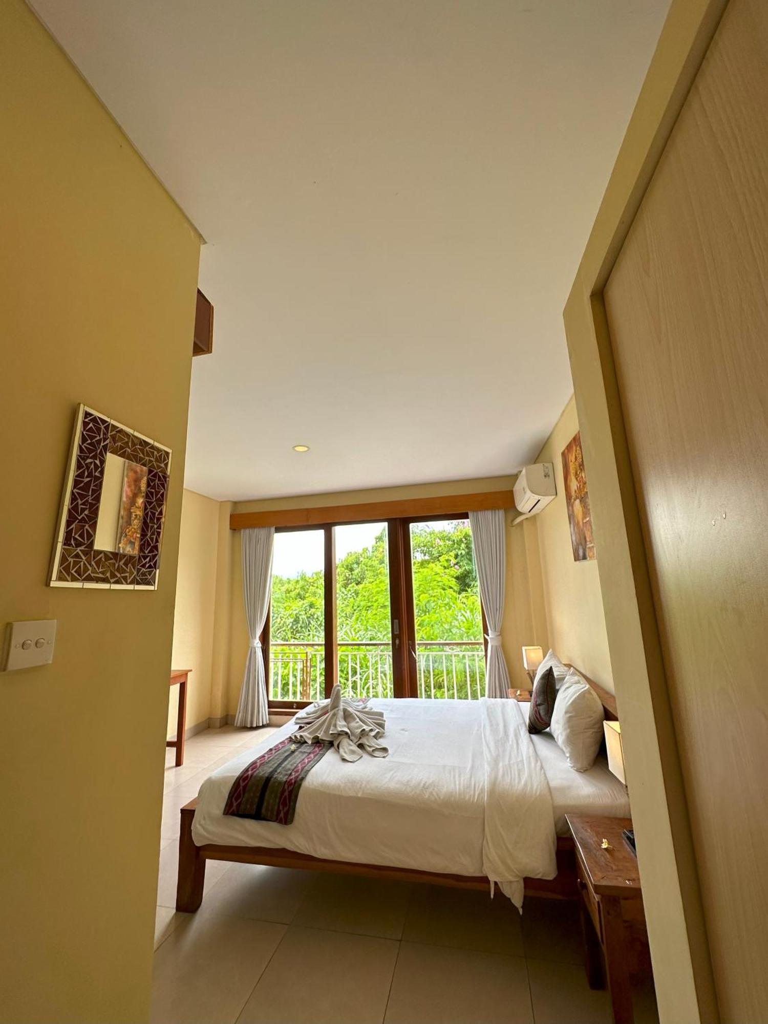 Oka'S Guest House Canggu Eksteriør billede