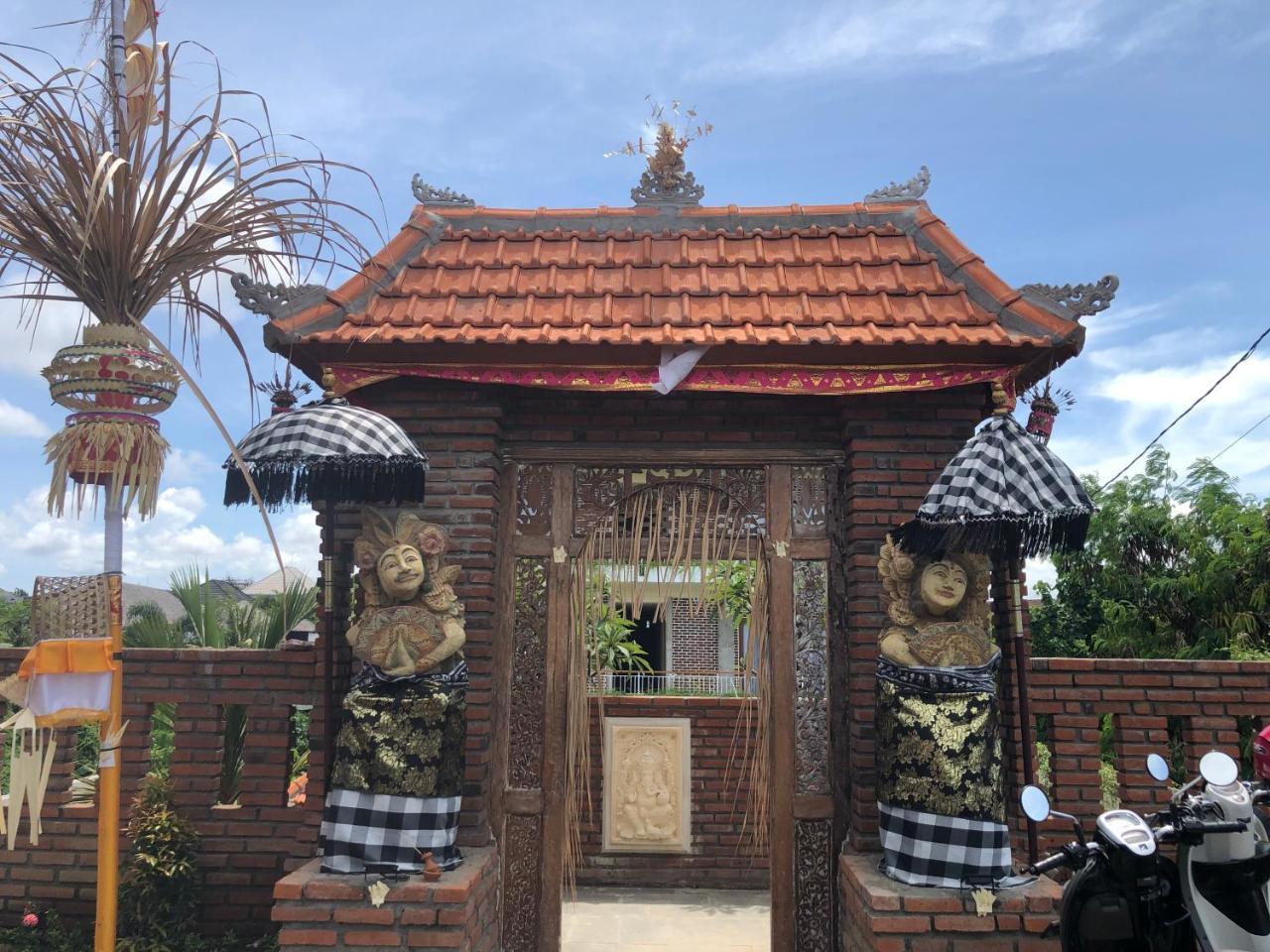 Oka'S Guest House Canggu Eksteriør billede